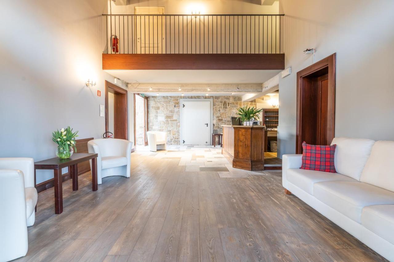 Accademia Vine Lodge Capriva del Friuli Luaran gambar